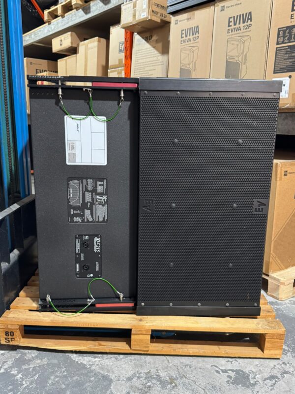 Electro Voice XLC215